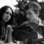 in-1967-musician-and-political-activist-joan-baez-was-arrested-for-protesting-the-vietnam-war-below-is-a-picture-of-her-with-the-legendary-bob-dylan-at-woodstock